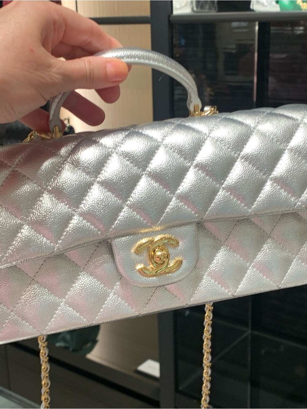 Brand new this week season rare Limited edition authentic Chanel silver purse - Picture 17 of 17